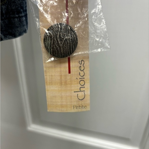 xSOLD Choices Petite Floral Embroidered Denim Jean Jacket, NWT, Petite Small - Picture 5 of 14